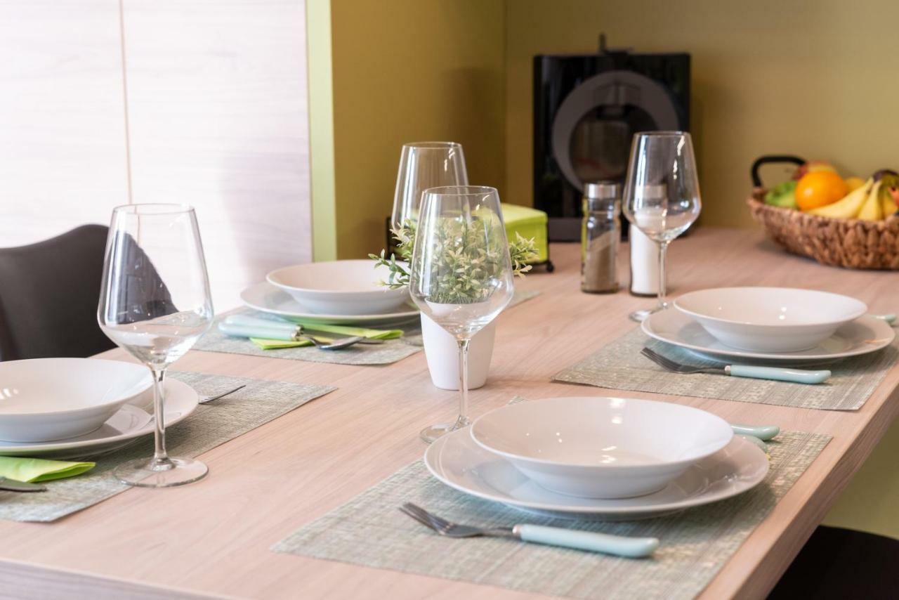 Defne Apartman Ντέμπρετσεν Εξωτερικό φωτογραφία